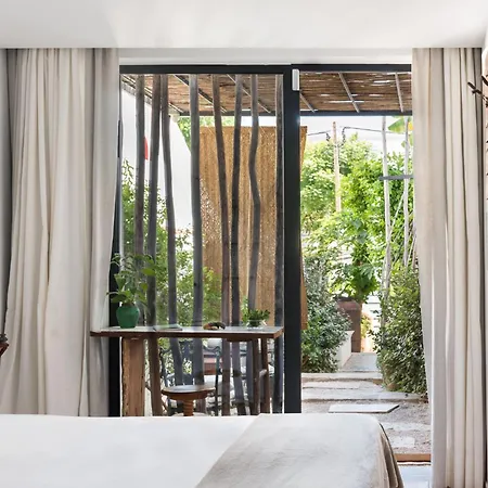 Altanure Almatere - Food Forest Boutique Stay *