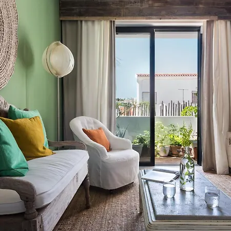 Hotel Altanure Almatere - Food Forest Boutique Stay