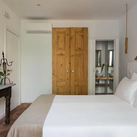 Hotel Altanure Almatere - Food Forest Boutique Stay