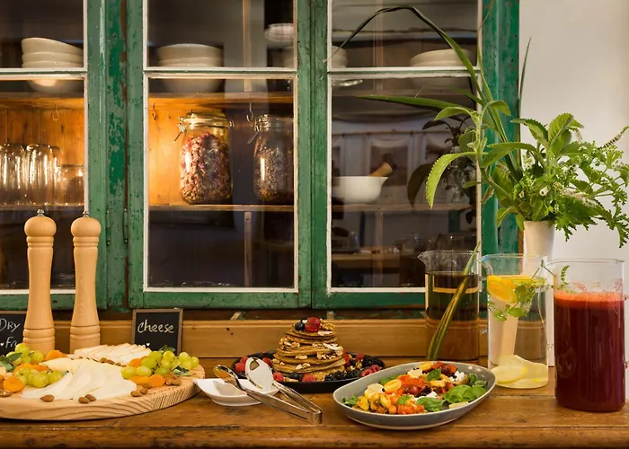 Altanure Almatere - Food Forest Boutique 塔维拉