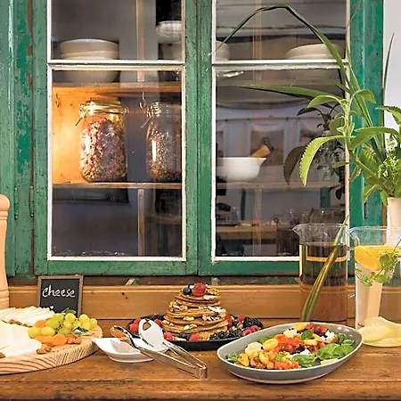 Altanure Almatere - Food Forest Boutique Hotel *
